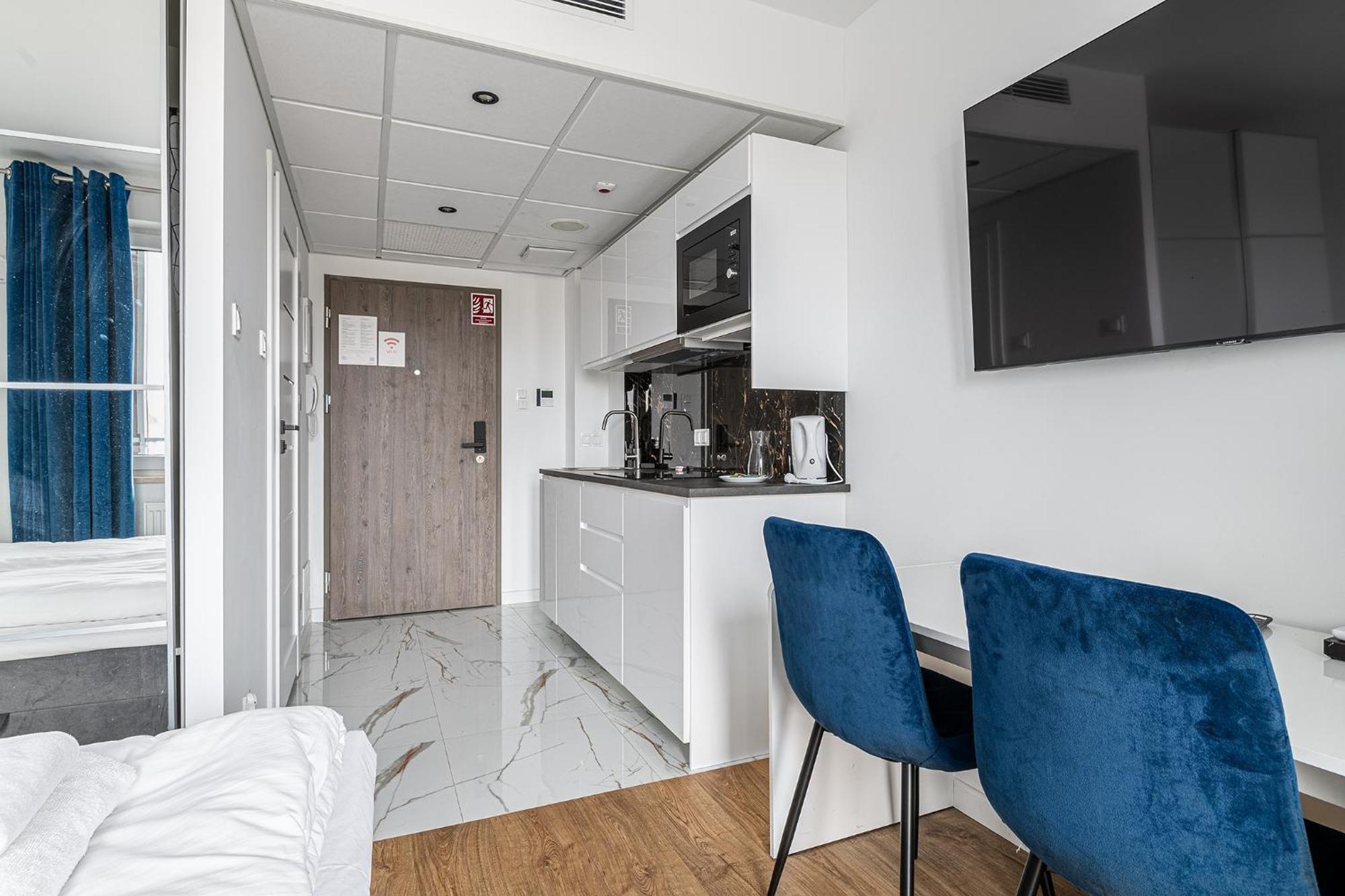Rentplanet - Apartamenty Pileckiego Varsovia Exterior foto